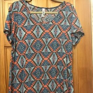 Lularoe XL classic tee